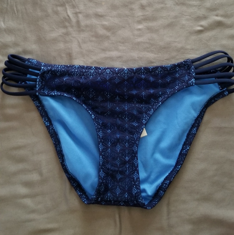 Bikini bottoms